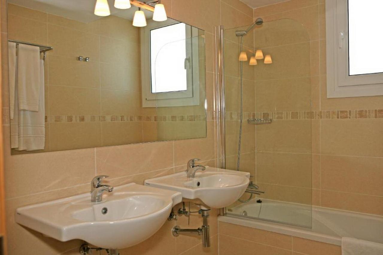 Apartamentos Playa De Portio เลียนเกรส ภายนอก รูปภาพ